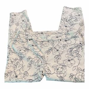 Chico’s So Slimming plus sz14 (2.5) Pull On Ankle Pants